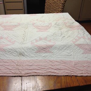 Beautiful Pale Pink And White Hand Sewn Vintage Quilt image 4