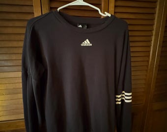 Men’s 90/2000s Adidas Long Sleeve Tee