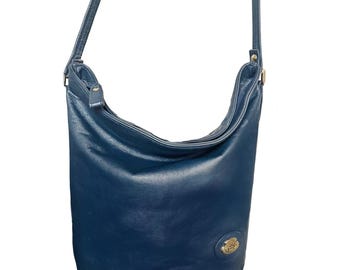 Etienne Aigner Vintage Navy Leather Crossbody Slouch Bucket Bag