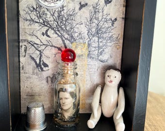 Worlds Best Mom Box Assemblage