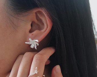 Brincos de Prata de Lei com Detalhes em Flor 3D, Joias Delicadas Inspiradas na Natureza