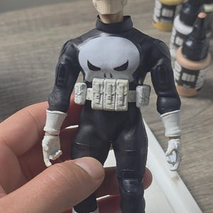 Mezco Punisher - Etsy