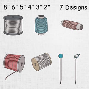 Puede incluir: Ilustración de siete diseños relacionados con la costura. La imagen incluye carretes de hilo de varios colores, un alfiler con cabeza azul y una aguja con hilo. El texto en la parte superior dice "8" 6" 5" 4" 3" 2" 7 Designs."