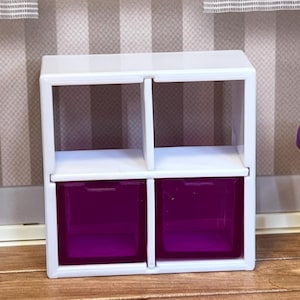 Miniature Shelf 1:24 - Mini Brands- Home