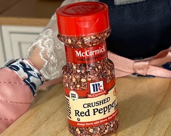 Miniatuur McCormick geplette rode paprika - Mini Brands Series 2