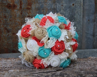 Bouquet de tela con Coral y turquesa, arpillera (Jade) y encaje, ramo de novia, boda rústica, ramo de novia, ramo de arpillera