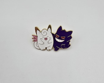 Pin de los personajes de Pokémon Clefable y Gengar