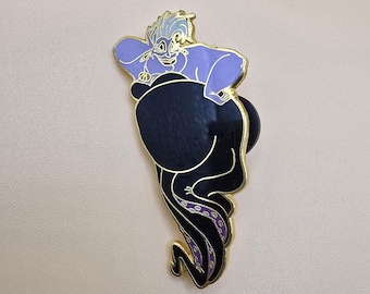 Pin oficial vintage de Disney que muestra a Úrsula, la bruja marina mitad pulpo de La Sirenita.