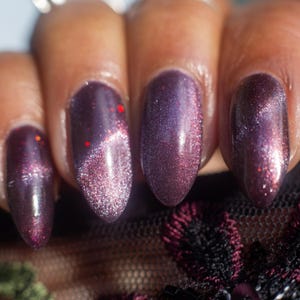 Krampus | Winter Mauve Magnetic Polish with Scattered Fiery Holo flakes