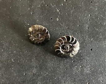 1 small Vintage disc CHANEL button silver dipped Circa 1990's