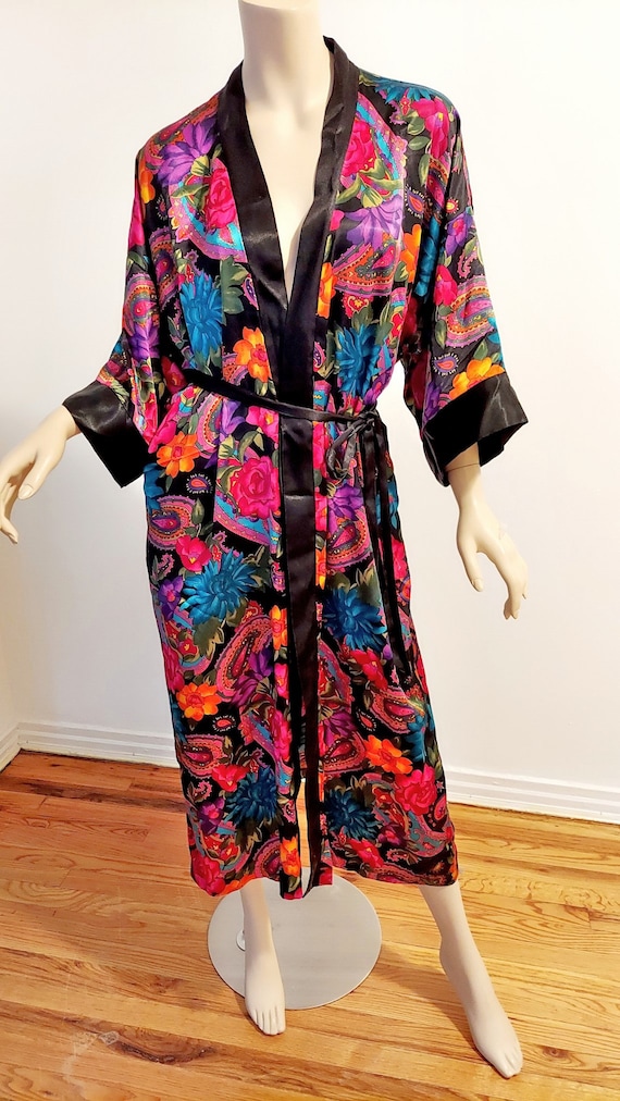 Vtg Satin Kimono Floral Design with Sash Belt Bold