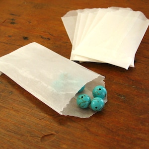 Mini-sacs compostables, biodégradables, recyclables, sacs cadeaux résistants à la graisse, sacs en papier semi-translucides (3,5 x 2 po.) - Lot de 100