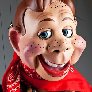 Howdy Doody Marionette replica