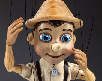 Geweldige marionet Pinokkio in retrostijl - 30 cm hoge touwpop van Tsjechische marionetten