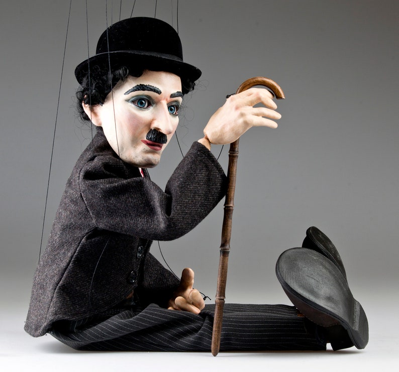 Grande burattino ceco della marionetta di Charlie Chaplin immagine 9