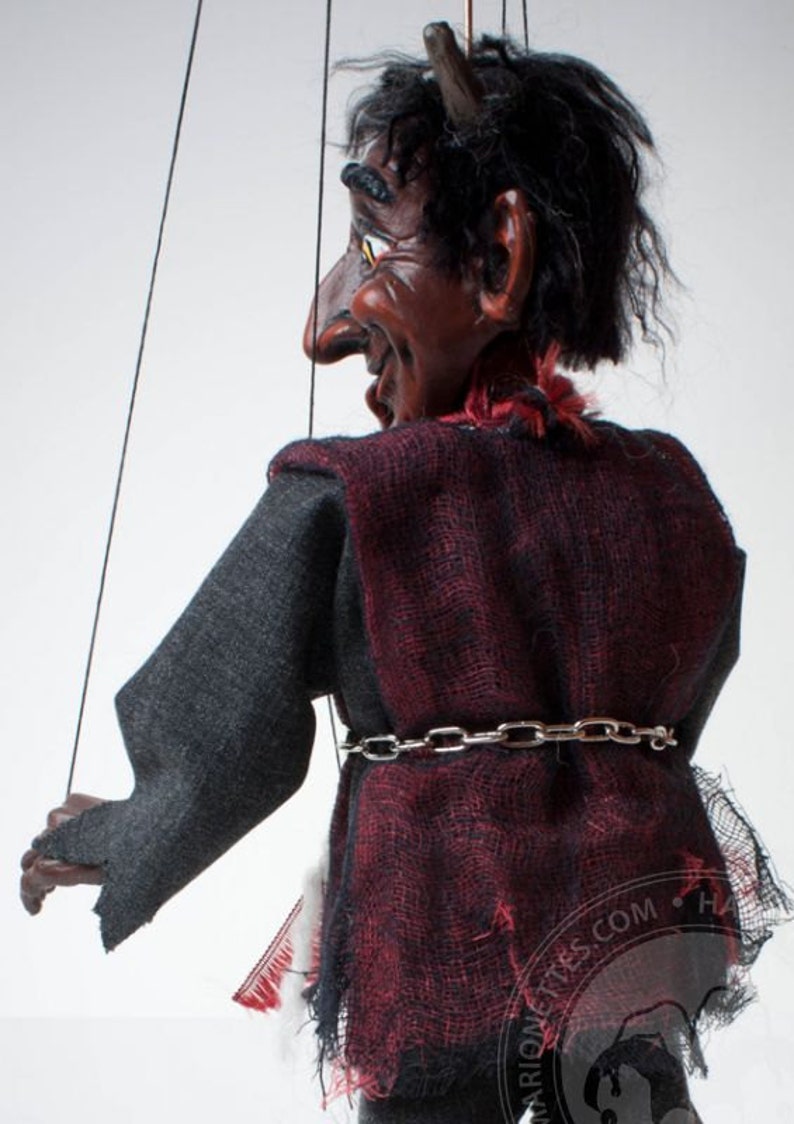 Marioneta checa del diablo figura hecha a mano de Pargue imagen 2