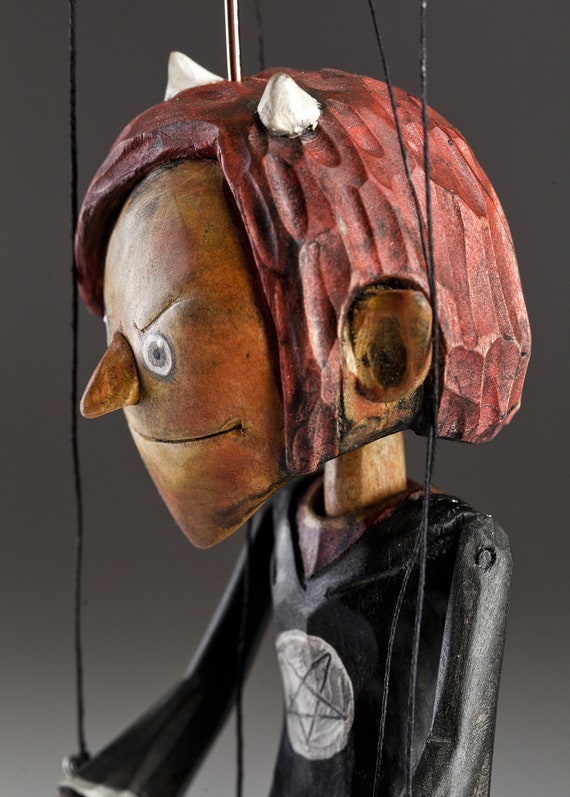 Awesome Jester marionnette à fils en bois sculptée à la main