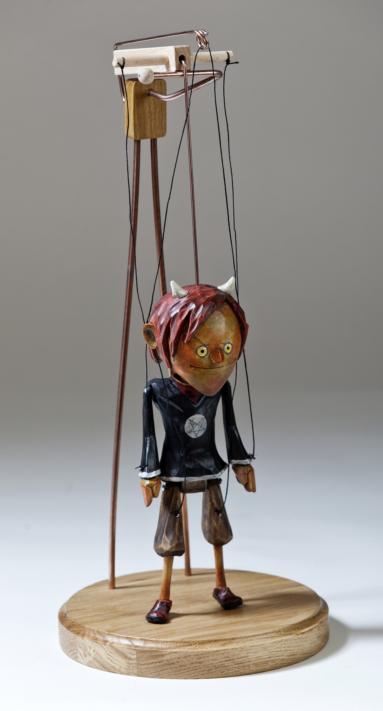 木製スタンド - マリオネット吊り下げ用 - 高さカスタマイズ可能