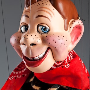 Howdy Doody Marionette replica image 2