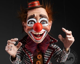 Marionetta ceca clown che ride