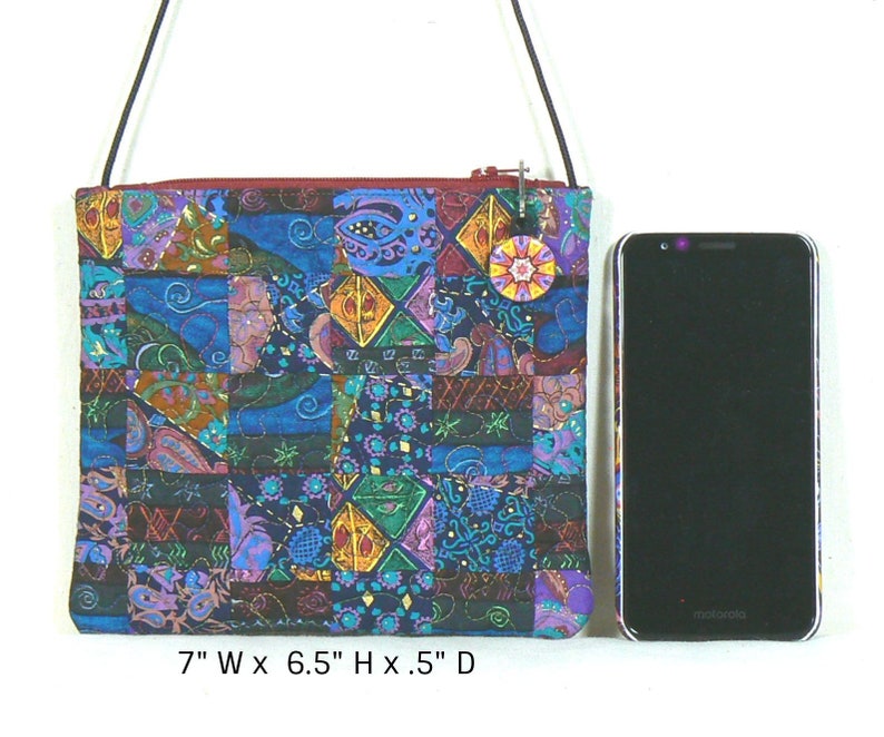 Crossbody Shoulder Bag Quilted Cellphone Pouch with Zipper and Adjustable Shoulder Strap Small Fabric Camera Case Washable Pouch
