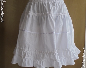White petticoat -Lolita -Steampunk -Burlesque -Belle Epoque -Can Can -Wester -Circus -Ruffles -(Bitter & Sweet)