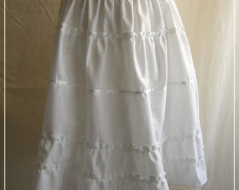 White  petticoat M -Lolita -Steampunk -Burlesque -Belle Epoque -Can Can -Wester -Circus -Ruffles -(Bitter & Sweet)