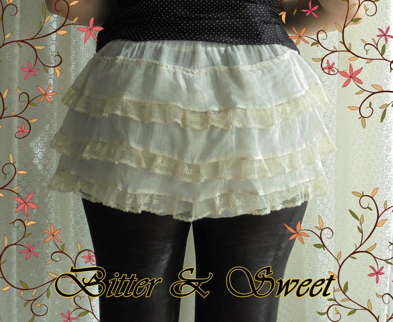Women Costume Bloomers Lace Ruffles Victorian CanCan Dancer Panties Black S M L