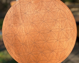 Grille en cristal Fleur de vie - Décoration d'autel géométrie sacrée 20 cm