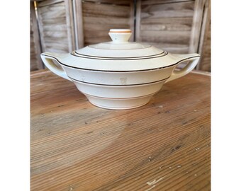 Wedgwood Annular Shape Covered Serving Dish Tureen England Chipped