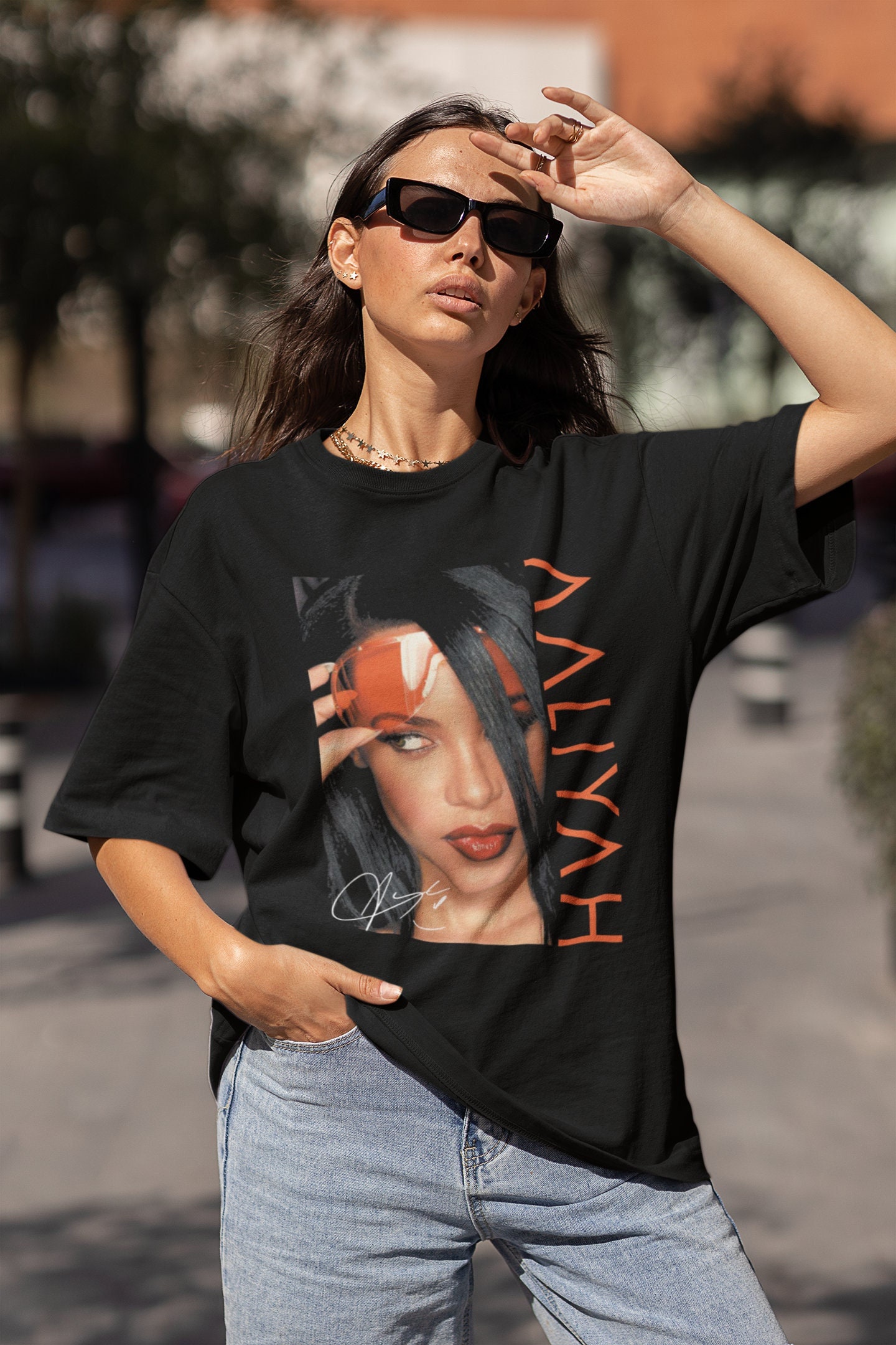 Discover AALIYAH Classic T-Shirt