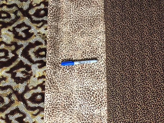 Set of 2 Jaguar /& Zebra Design Animal Print Faux Fur Gift Bags in Cow