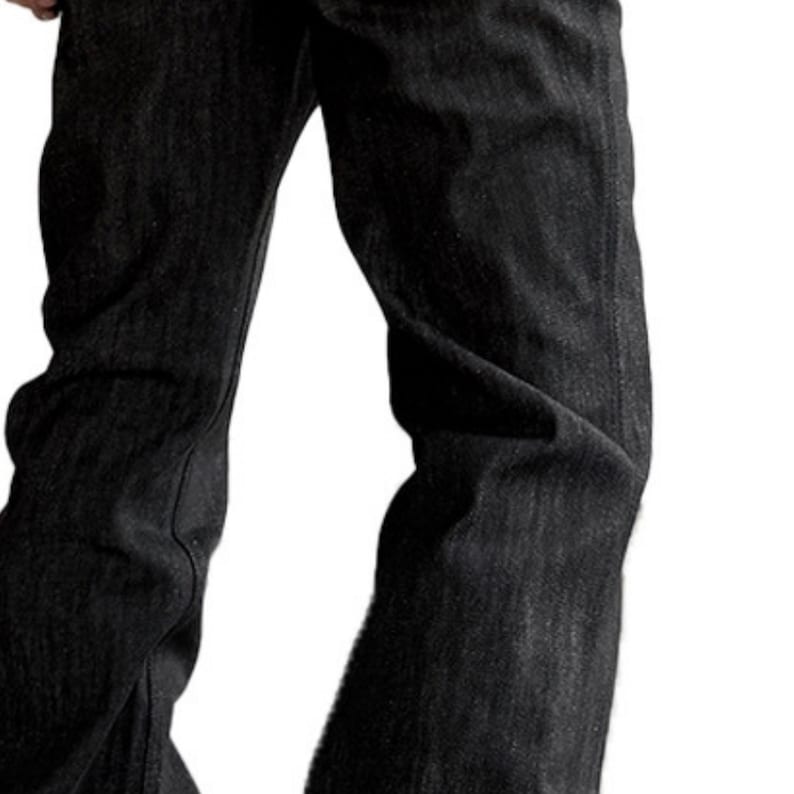 Retro Flared Jeans | Denim Slim Fit Pants | Daily Wear | Y2K Streetwear Style

Retro flared jeans with denim slim fit structure and stacked leg silhouette designed for y2k streetwear and casual daily outfits