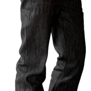 Retro Flared Jeans | Denim Slim Fit Pants | Daily Wear | Y2K Streetwear Style

Retro flared jeans with denim slim fit structure and stacked leg silhouette designed for y2k streetwear and casual daily outfits