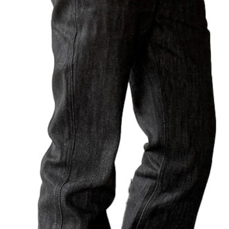 Retro Flared Jeans | Denim Slim Fit Pants | Daily Wear | Y2K Streetwear Style

Retro flared jeans with denim slim fit structure and stacked leg silhouette designed for y2k streetwear and casual daily outfits