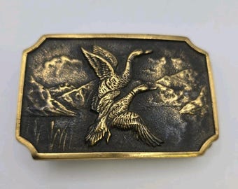 Vtg 1978 BTS Solid Brass Belt Buckle Flying Ducks & Mountain Scene USA Embossed