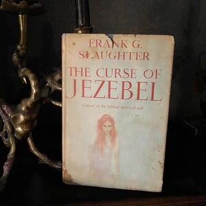 THE CURSE of JEZEBEL - Biblical Queen of Evil - Antique Book c. 1961 bild 7