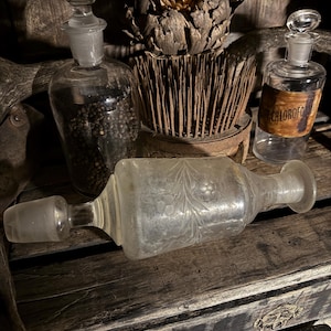 ANTIQUE Etched Glass - Pharmacy Laboratory Apothecary Perfume Display Apparatus