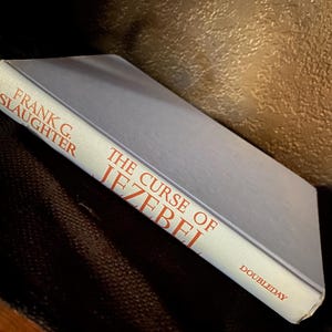 THE CURSE of JEZEBEL - Biblical Queen of Evil - Antique Book c. 1961 bild 5