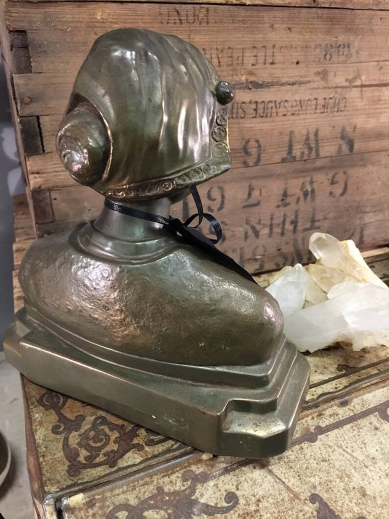 Dante/'s Lover at Gothic Rose Antiques Antique Statue Bust of Beatrice