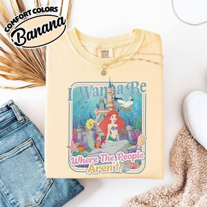 Camiseta Comfort Color Vintage "Quiero estar donde no haya gente", Camiseta de la Princesa Ariel de La Sirenita de Disney, Vacaciones en Magic Kingdom RLTF14 imagen 7