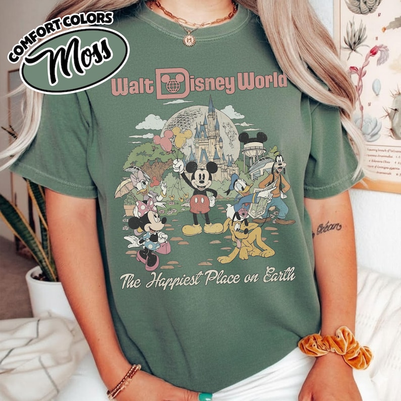 Comfort Color Retro Mickey Disneyworld Shirt, Mickey & Friends Shirts, Walt Disneyworld Shirt, Disney 2026 Trip, Disney Vacation Tee YSYS09 bild 4