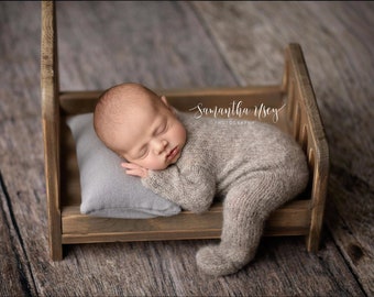 newborn photography bed