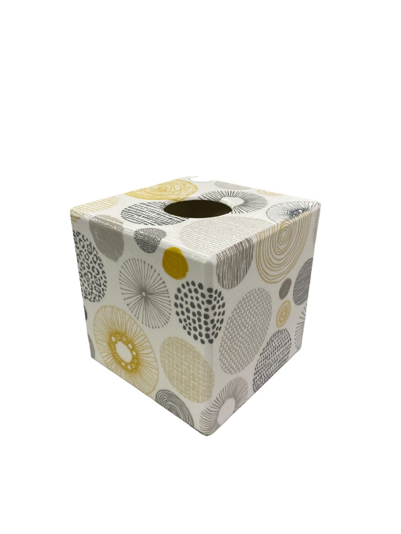 TissueBoxCompany Tissue Box Cover - Thumbnail 3