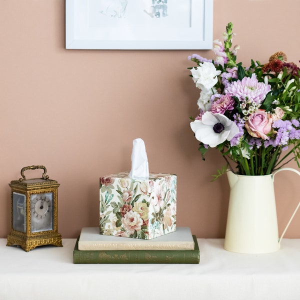 Vintage Floral Tissue Box Cover kwadratowy drewniany ręcznie robiony w Wielkiej Brytanii