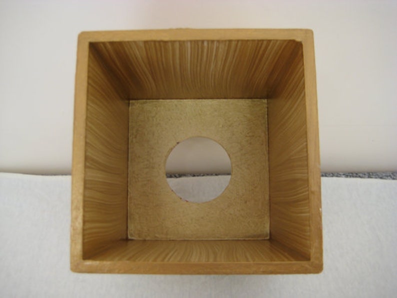 Ancient Tobacco Leaf Tissue Box Cover