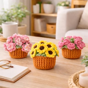 Bonita maceta de ganchillo, flores tejidas a mano, decoración estética para el hogar, regalo para ella, decoración de escritorio.