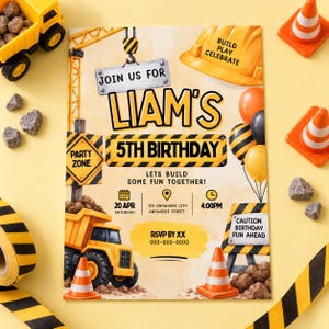 Invito di compleanno a tema costruzioni, invito per festa con camion e escavatori, biglietto di compleanno per bambini a tema costruttori, modello stampabile e modificabile su Canva