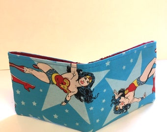Wonder Woman Child's Kid's Bi Fold Wallet Super Heros DC Comics