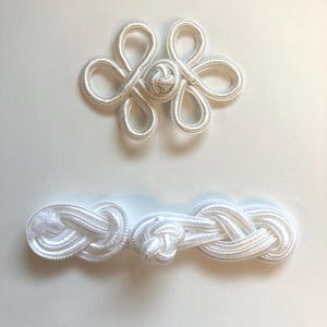 White Frog Closure Three Loop Knot Fastener Wedding Prom Formal